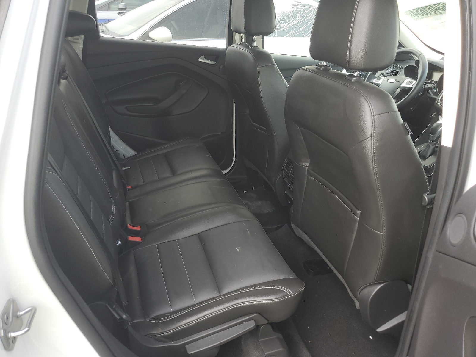 1FMCU0J9XGUA44858 2016 Ford Escape Titanium