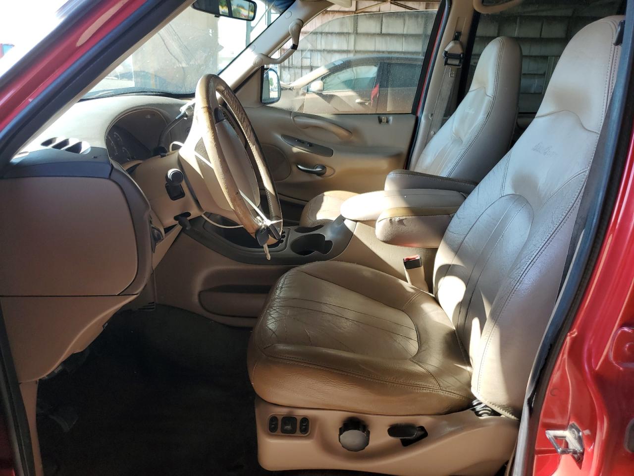 1999 Ford Expedition VIN: 1FMRU17L9XLA07468 Lot: 64114854