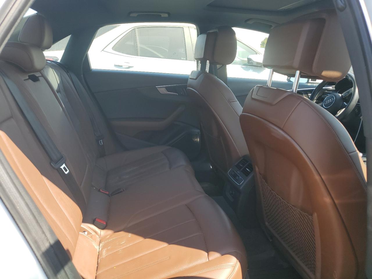 2018 Audi A4 Premium Plus VIN: WAUENAF4XJA190728 Lot: 62666224