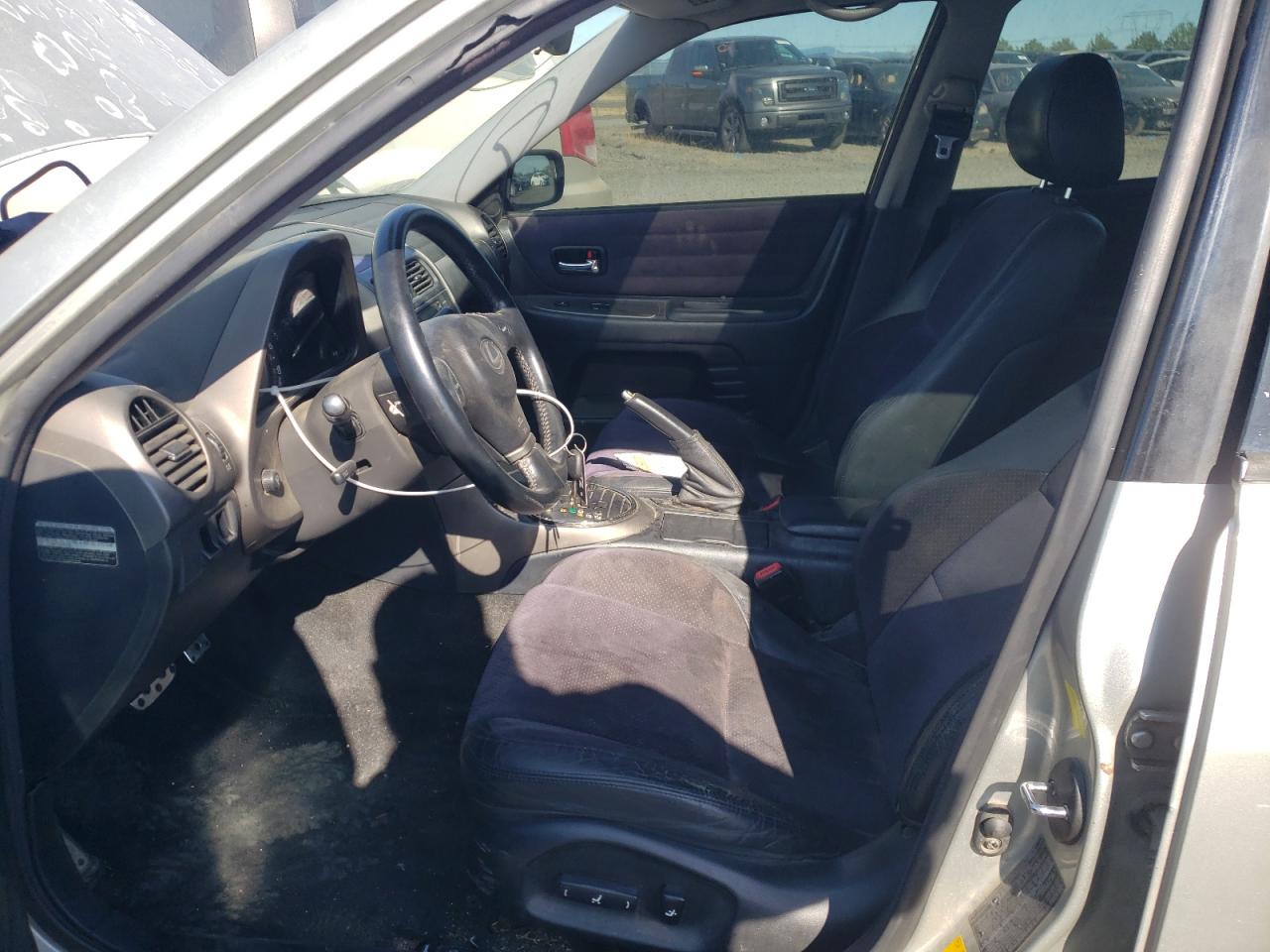 2001 Lexus Is 300 VIN: JTHBD182310020283 Lot: 58715554