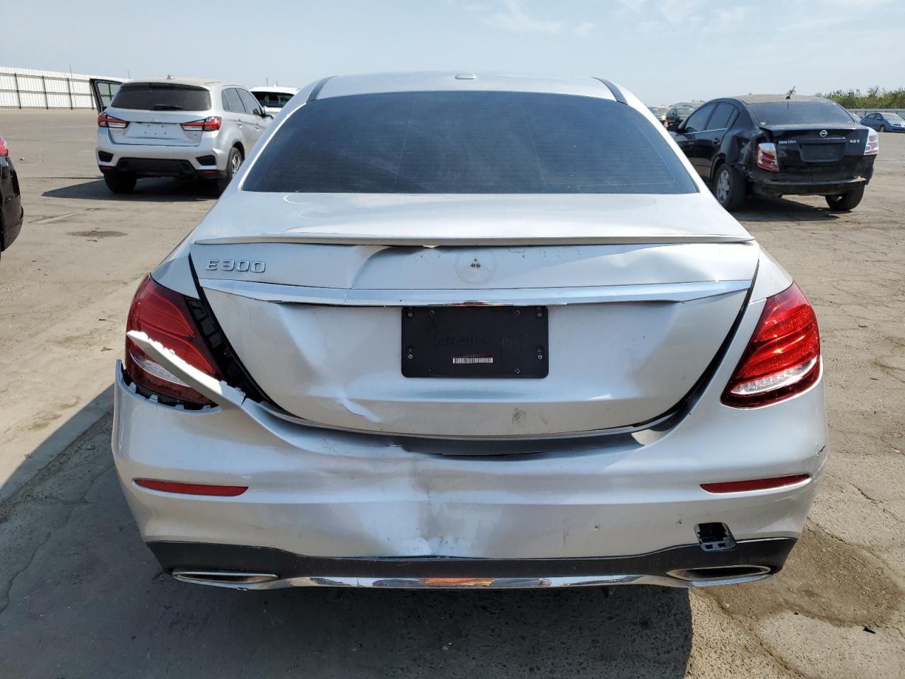 2019 Mercedes-Benz E 300 VIN: WDDZF4JB3KA594020 Lot: 63110364