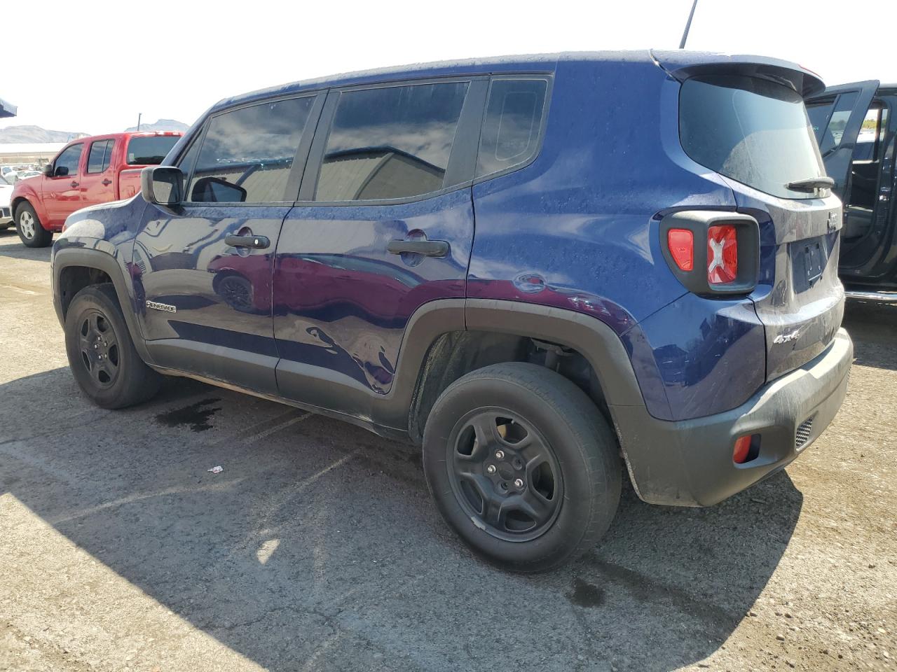 ZACCJBABXHPG26165 2017 JEEP RENEGADE - Image 2