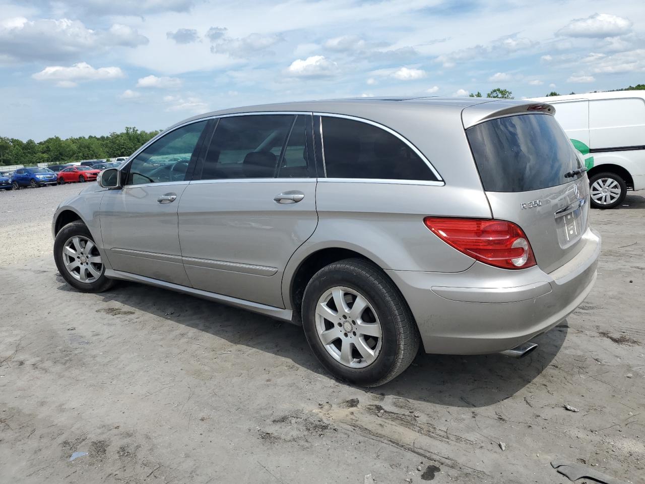 2007 Mercedes-Benz R 350 VIN: 4JGCB65E97A056565 Lot: 64547754