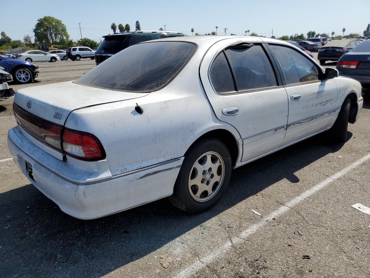 1998 Infiniti I30 VIN: JNKCA21A2WT632193 Lot: 64560764