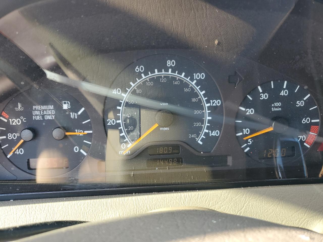 1998 Mercedes-Benz C 230 VIN: WDBHA23G9WA552893 Lot: 63493844