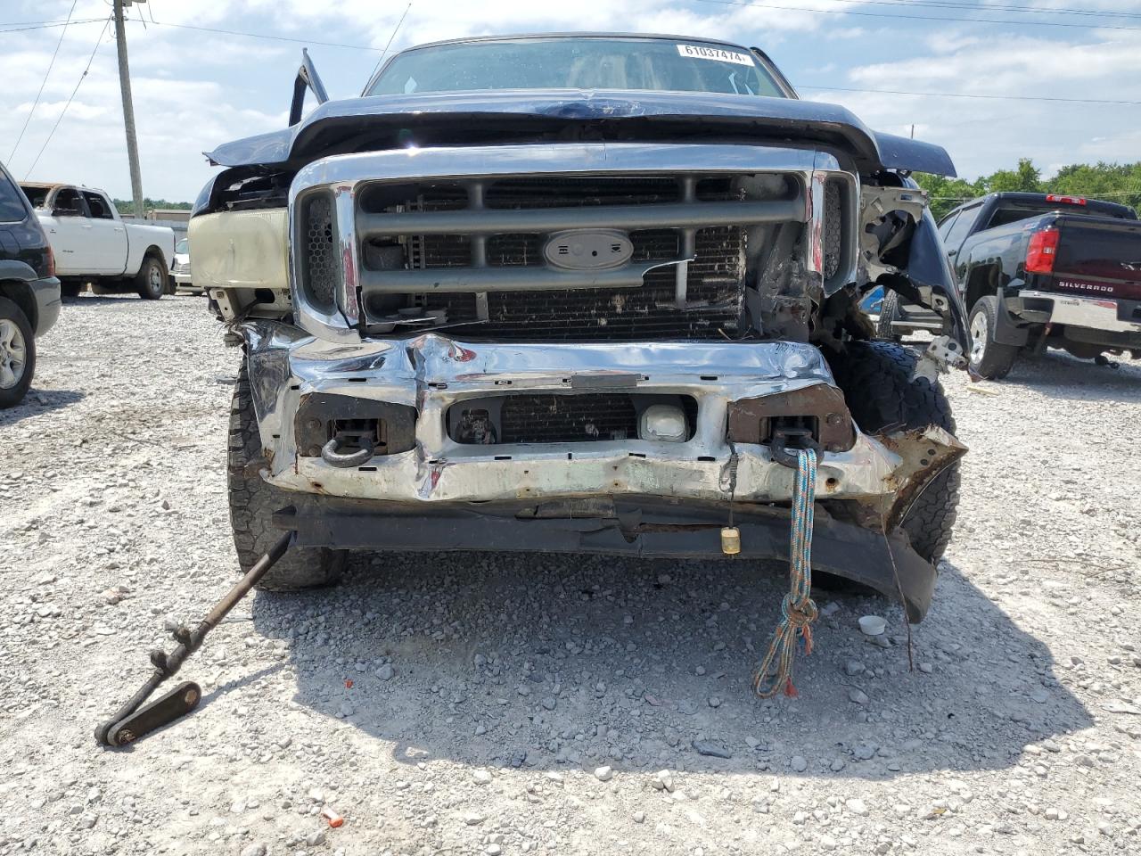 2002 Ford F250 - Image 5