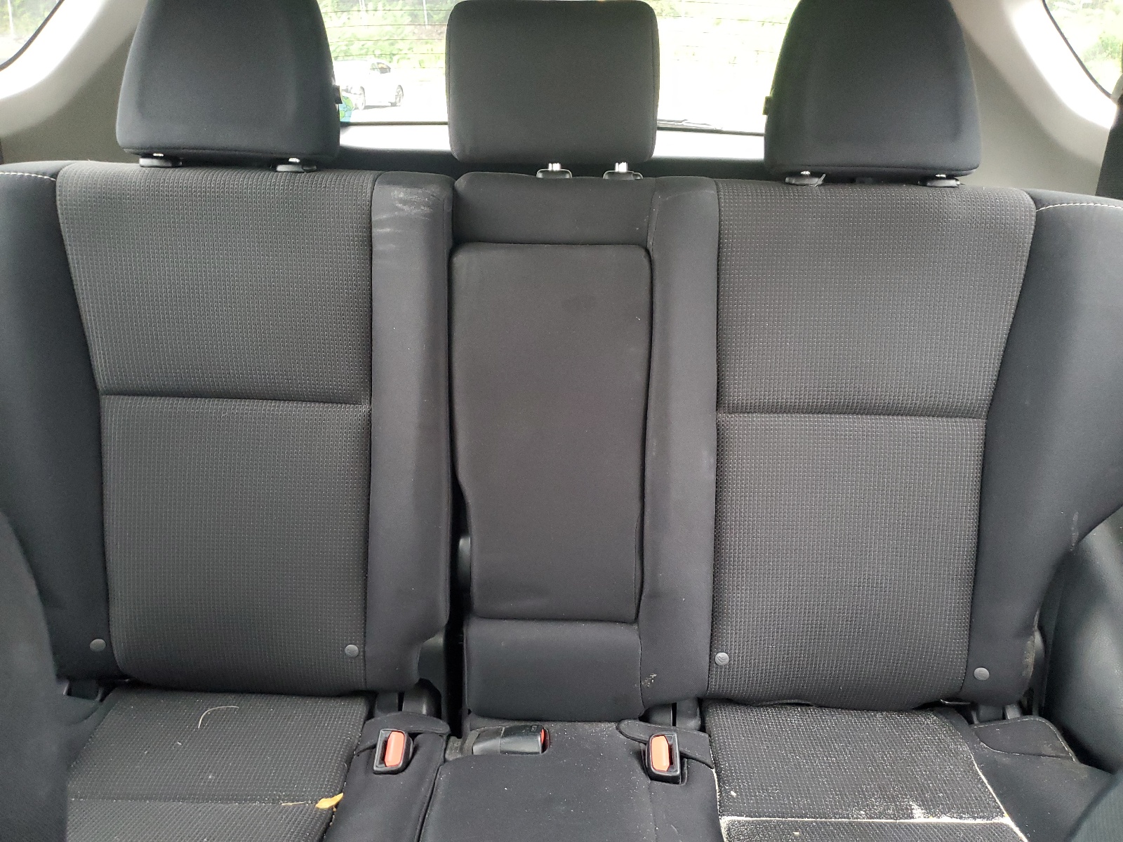 2T3RFREV0HW674655 2017 Toyota Rav4 Xle