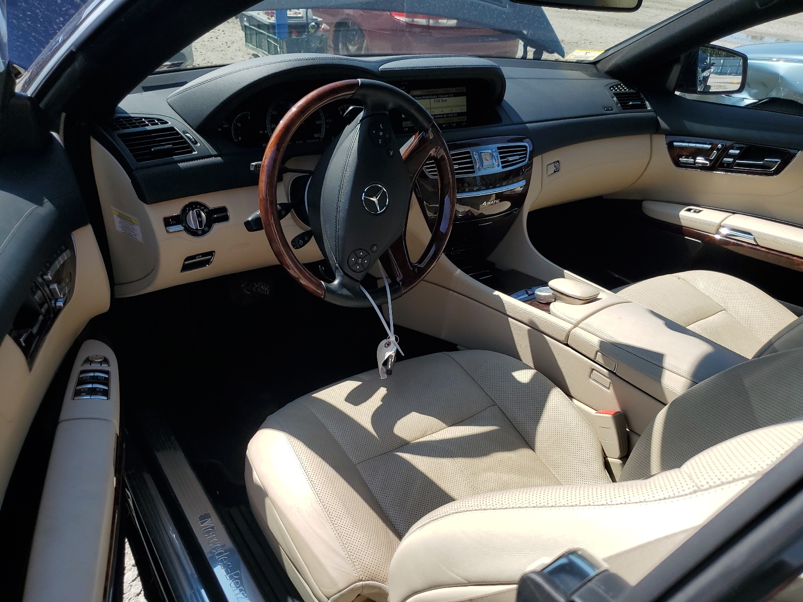 WDDEJ9EB3CA029787 2012 Mercedes-Benz Cl 550 4Matic