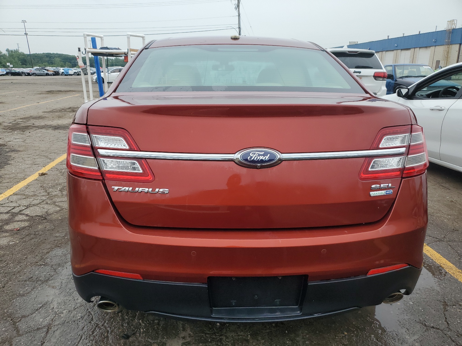 1FAHP2H82EG122495 2014 Ford Taurus Sel