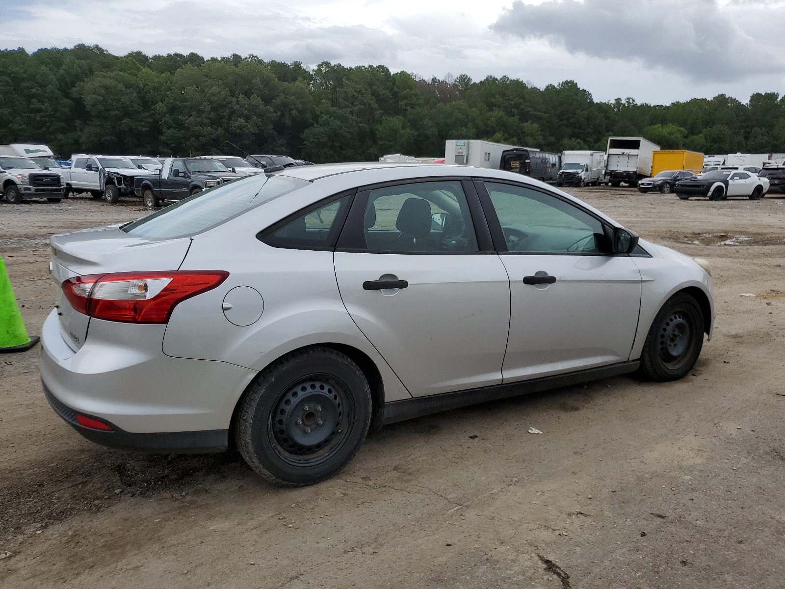 2012 Ford Focus S vin: 1FAHP3E22CL293001