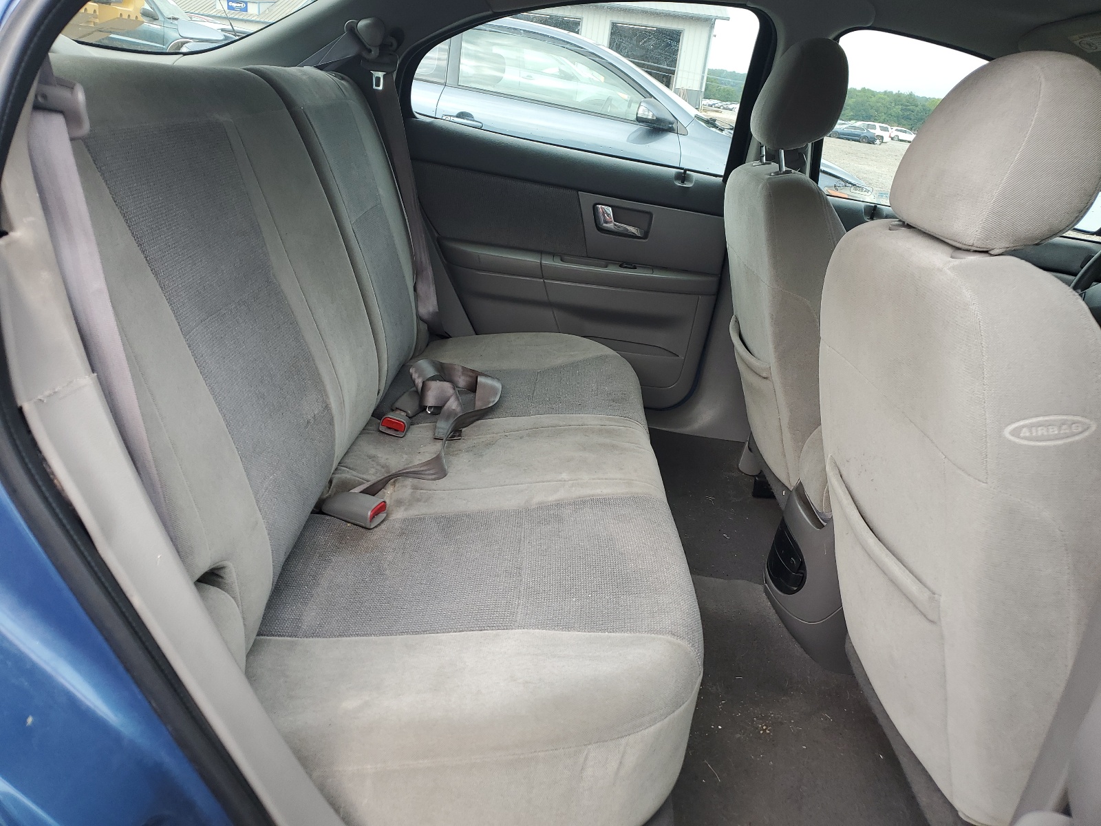 1FAHP58SX2A251063 2002 Ford Taurus Se