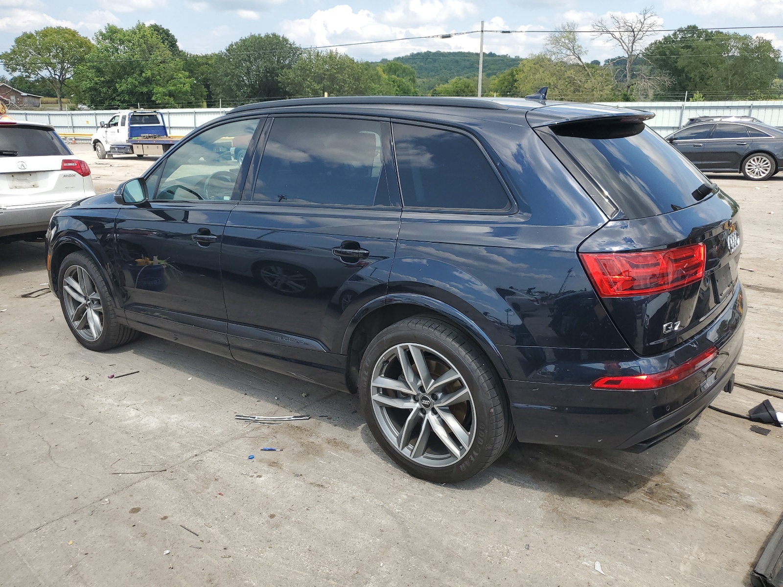 WA1VABF70JD009367 2018 Audi Q7 Prestige