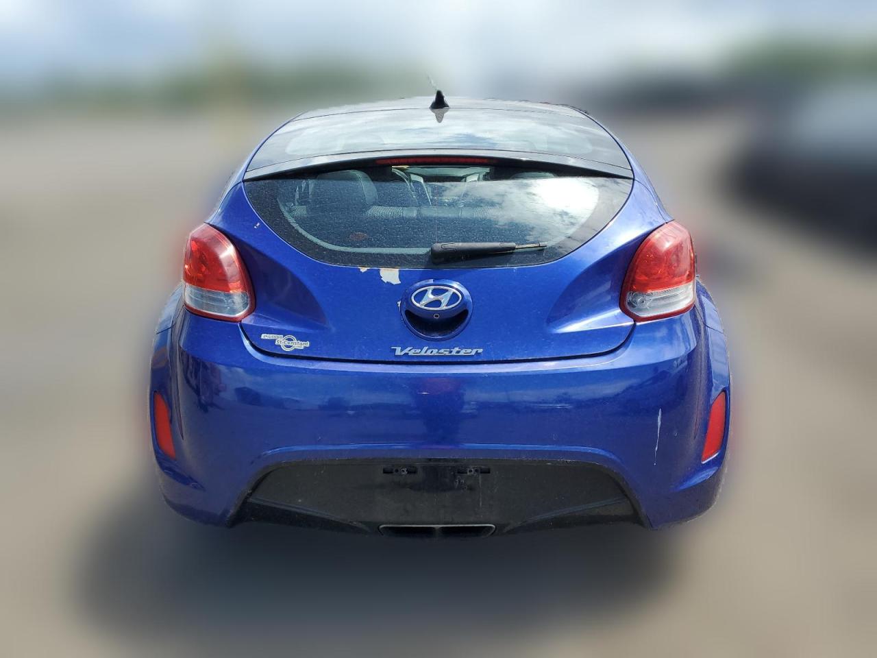 2013 Hyundai Veloster VIN: KMHTC6AD7DU160623 Lot: 63541454