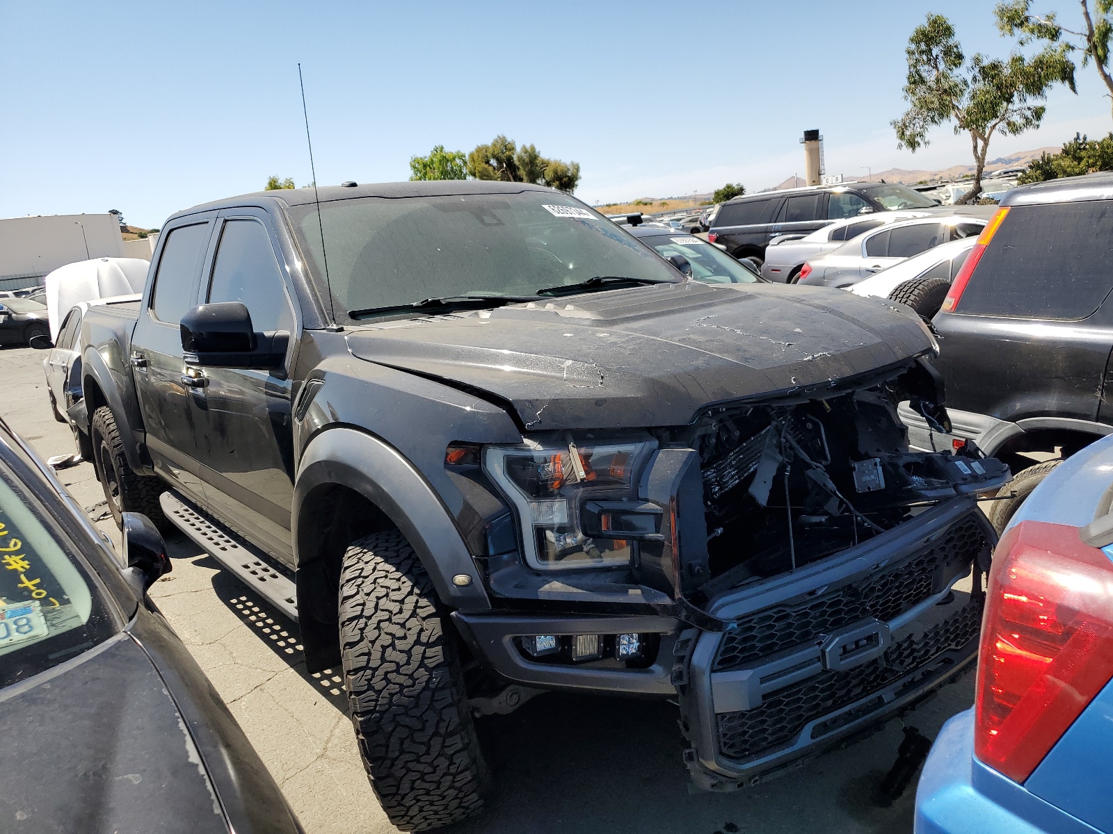 1FTFW1RG5JFB29333 2018 Ford F150 Raptor 1FTFW1RG5JFB29333 2018 Ford F150 Raptor