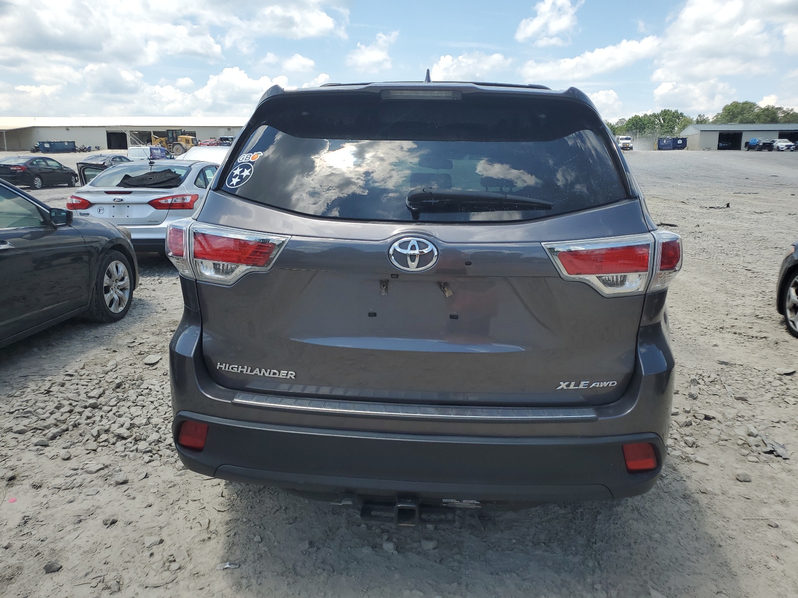 5TDJKRFH6GS303517 2016 Toyota Highlander Xle