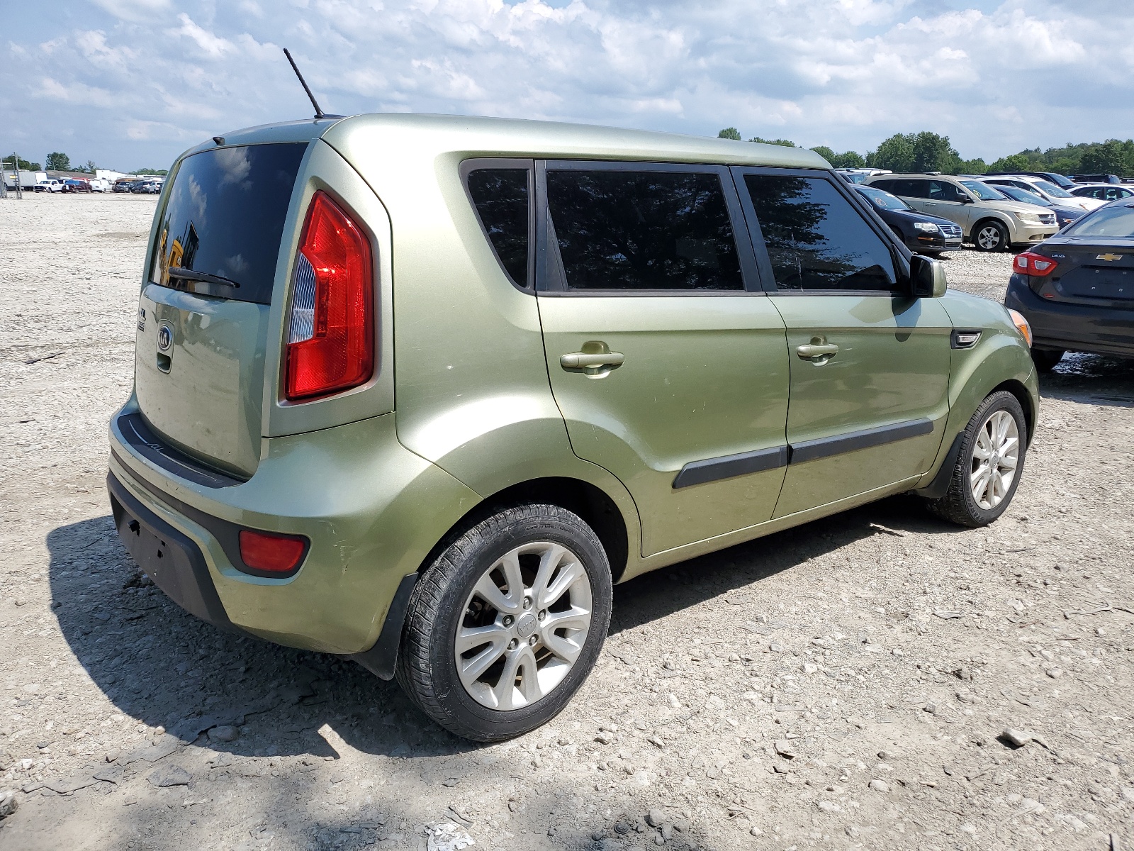 2013 Kia Soul vin: KNDJT2A54D7617190