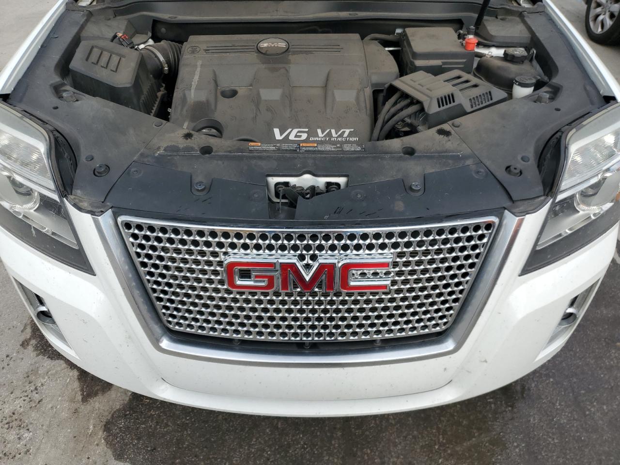 2GKFLUE33F6319229 2015 GMC Terrain Denali