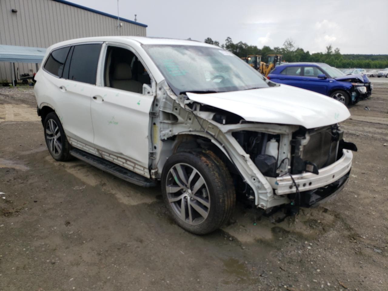 2016 Honda Pilot Touring VIN: 5FNYF5H91GB014860 Lot: 63759654