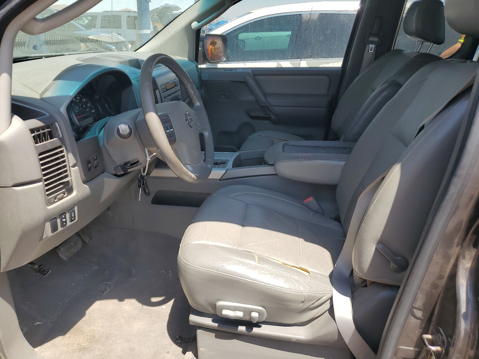 1N6AA06A17N239049 2007 Nissan Titan Xe