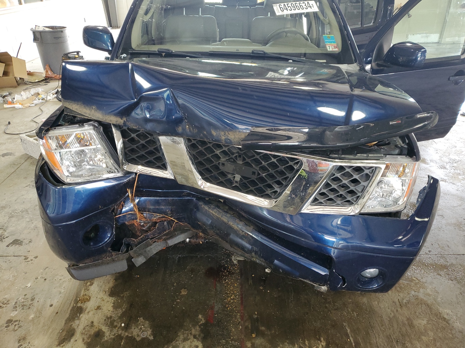 5N1AR18W26C678180 2006 Nissan Pathfinder Le