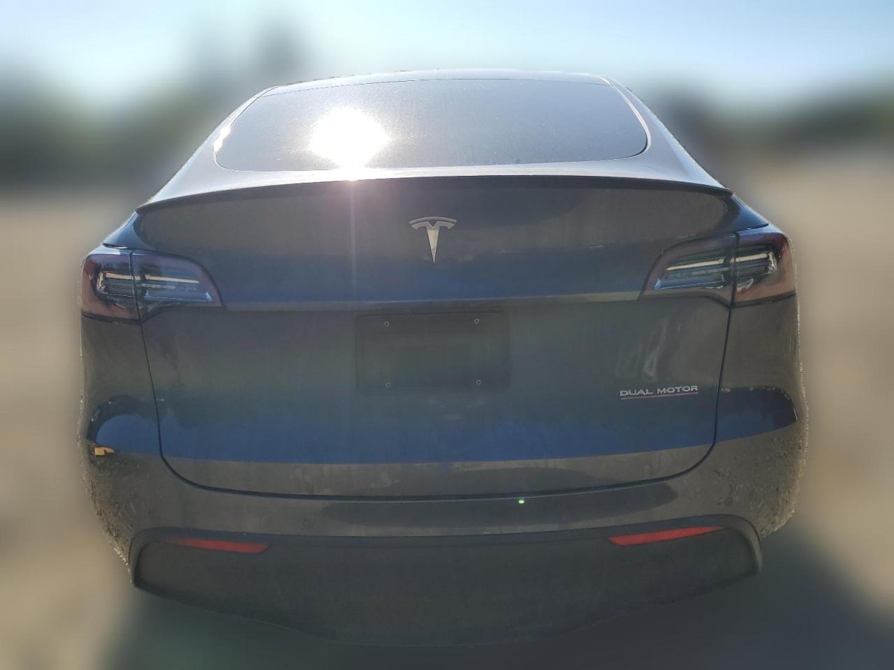 2020 Tesla Model Y VIN: 5YJYGDEF9LF001804 Lot: 64839764