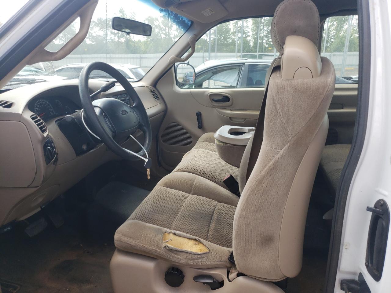 2002 Ford F150 VIN: 1FTRX17282NA75650 Lot: 62125434