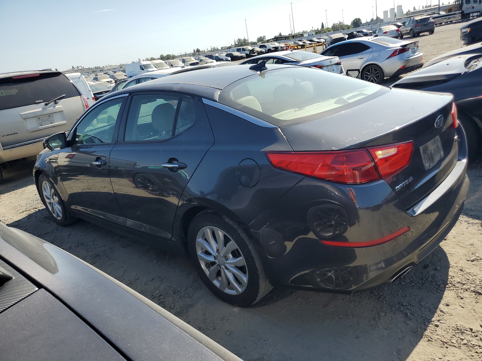 2015 Kia Optima Lx vin: 5XXGM4A71FG507664