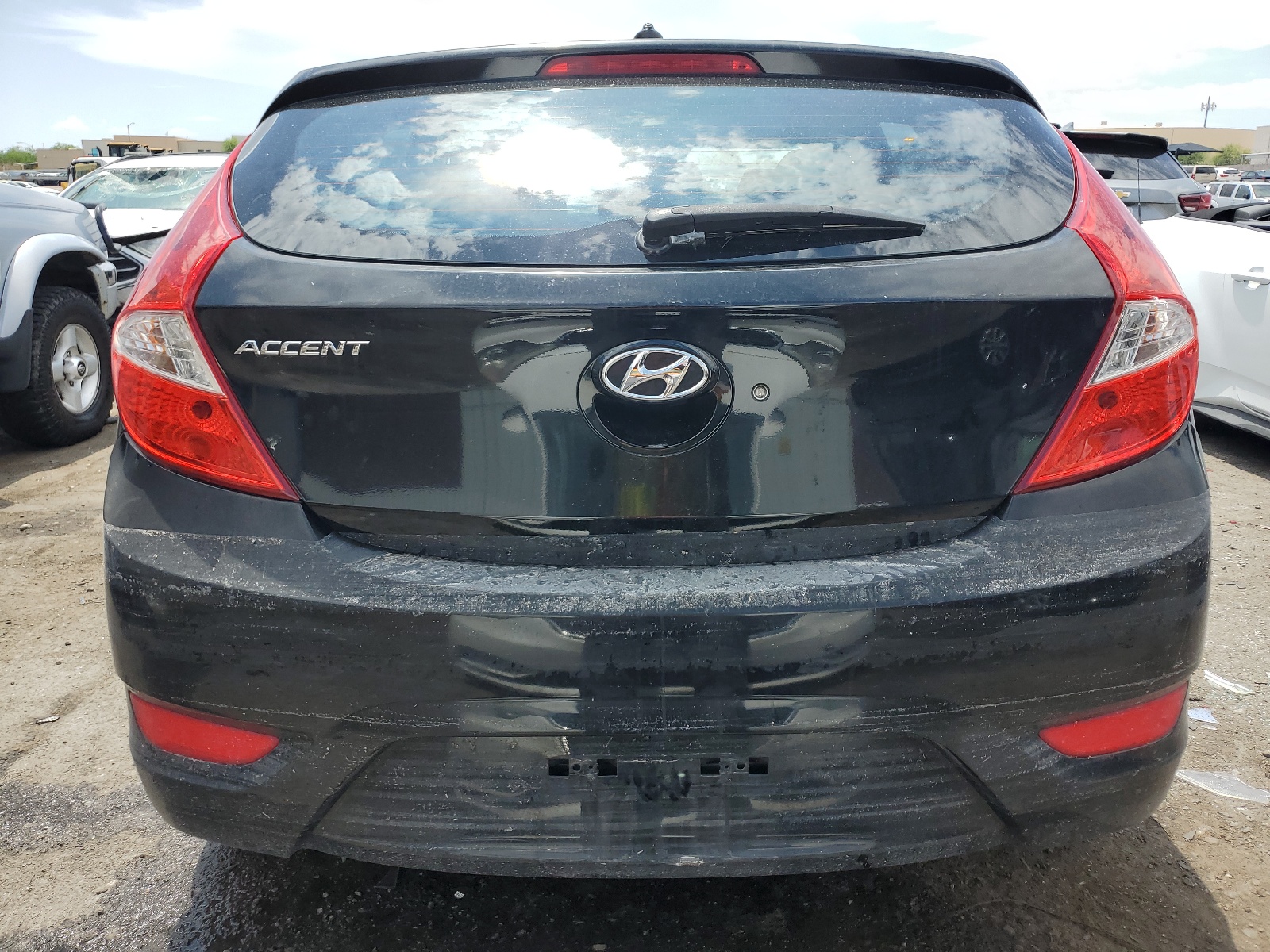 KMHCT5AEXFU221162 2015 Hyundai Accent Gs