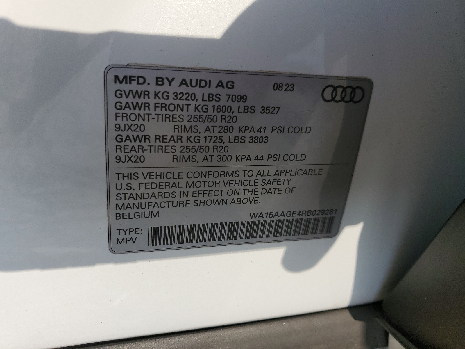 WA15AAGE4RB029281 2024 Audi Q8 E-Tron Premium Plus