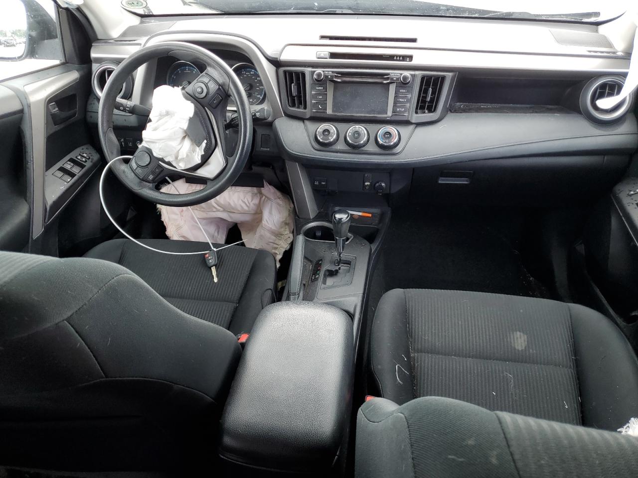 2017 Toyota Rav4 Le VIN: 2T3ZFREV3HW370932 Lot: 64319114