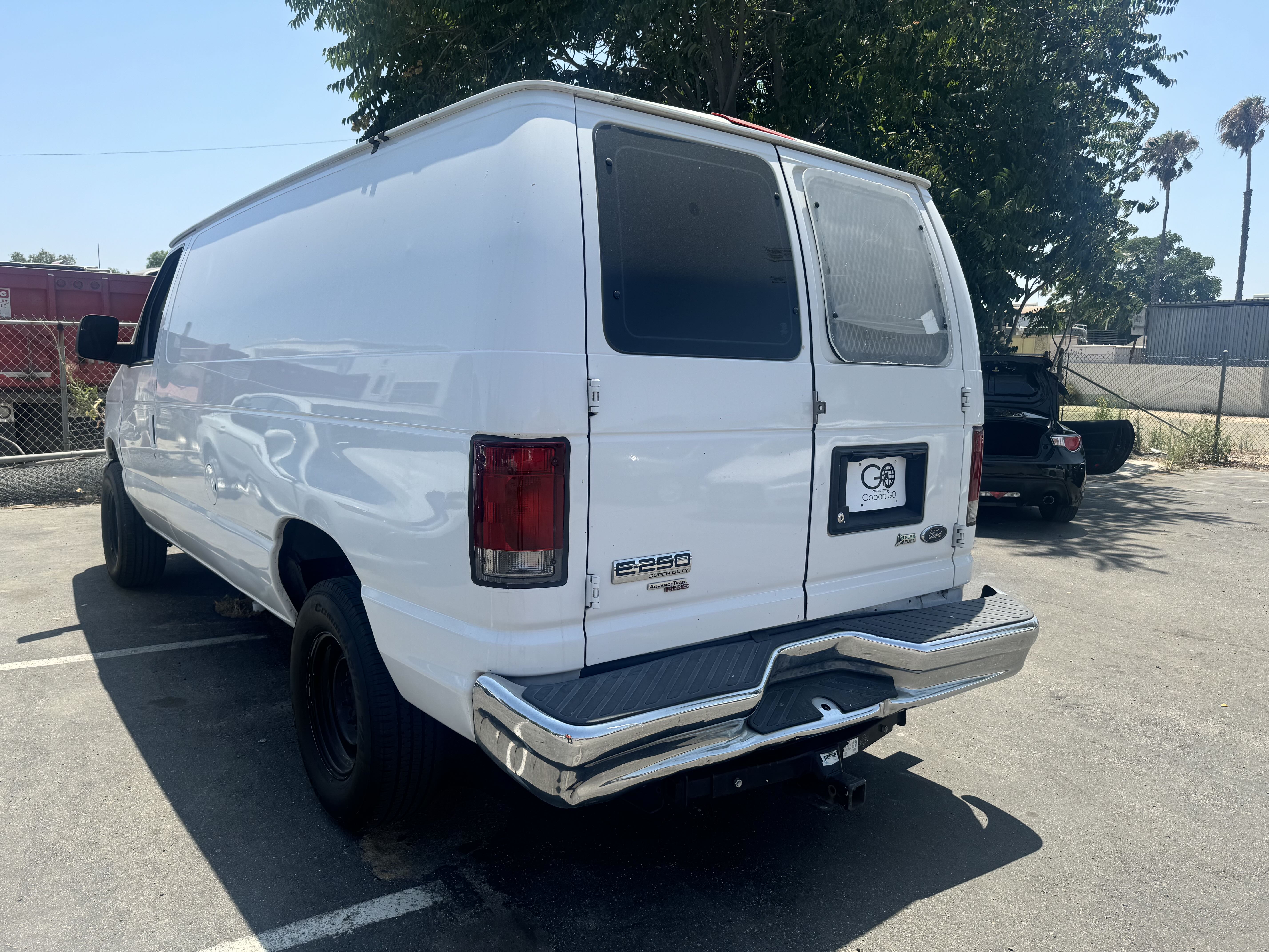 2013 Ford Econoline E250 Van vin: 1FTNE2EW0DDA61105