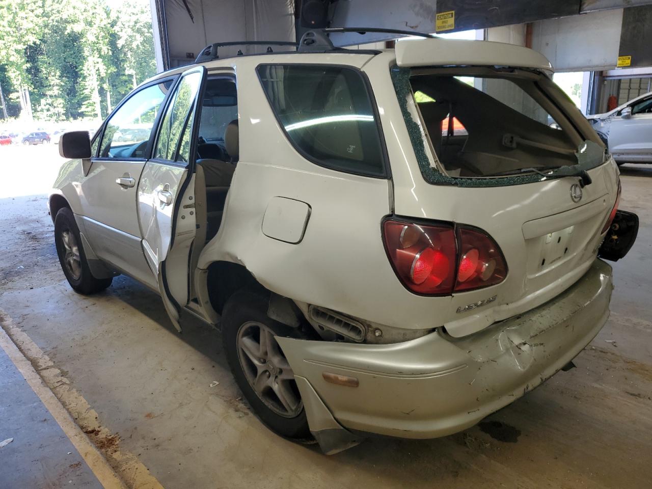 1999 Lexus Rx 300 VIN: JT6HF10U4X0057412 Lot: 62663964