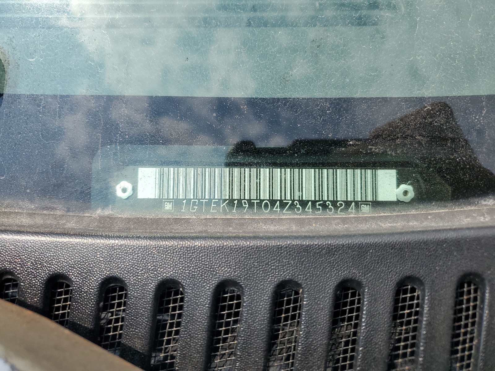 1GTEK19T04Z345324 2004 GMC New Sierra K1500