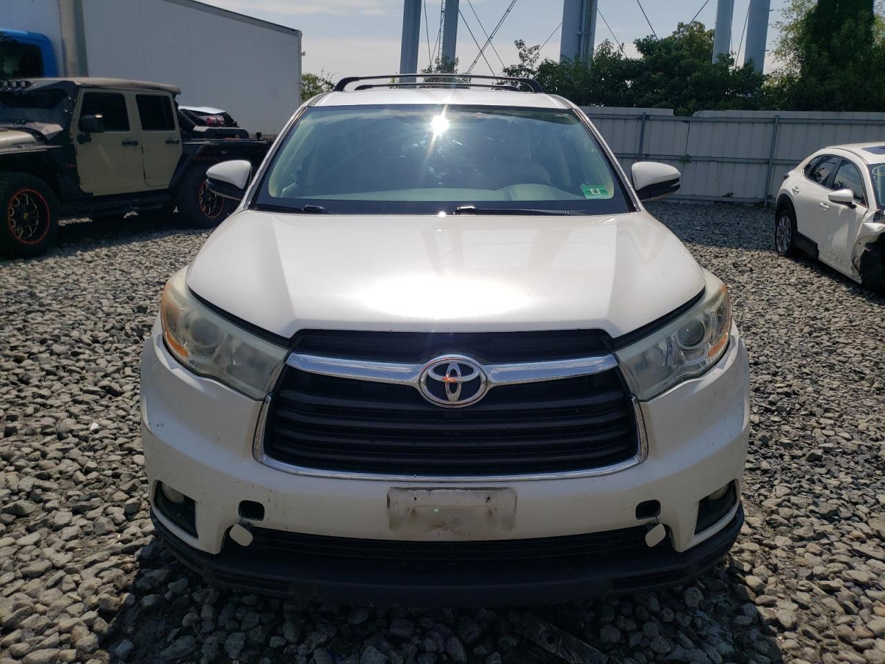 2014 Toyota Highlander Le VIN: 5TDBKRFH3ES062257 Lot: 63759304