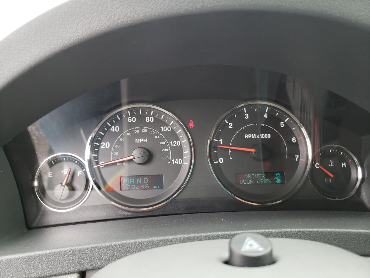 2005 Jeep Grand Cherokee Limited VIN: 1J4HR58265C677906 Lot: 64001954