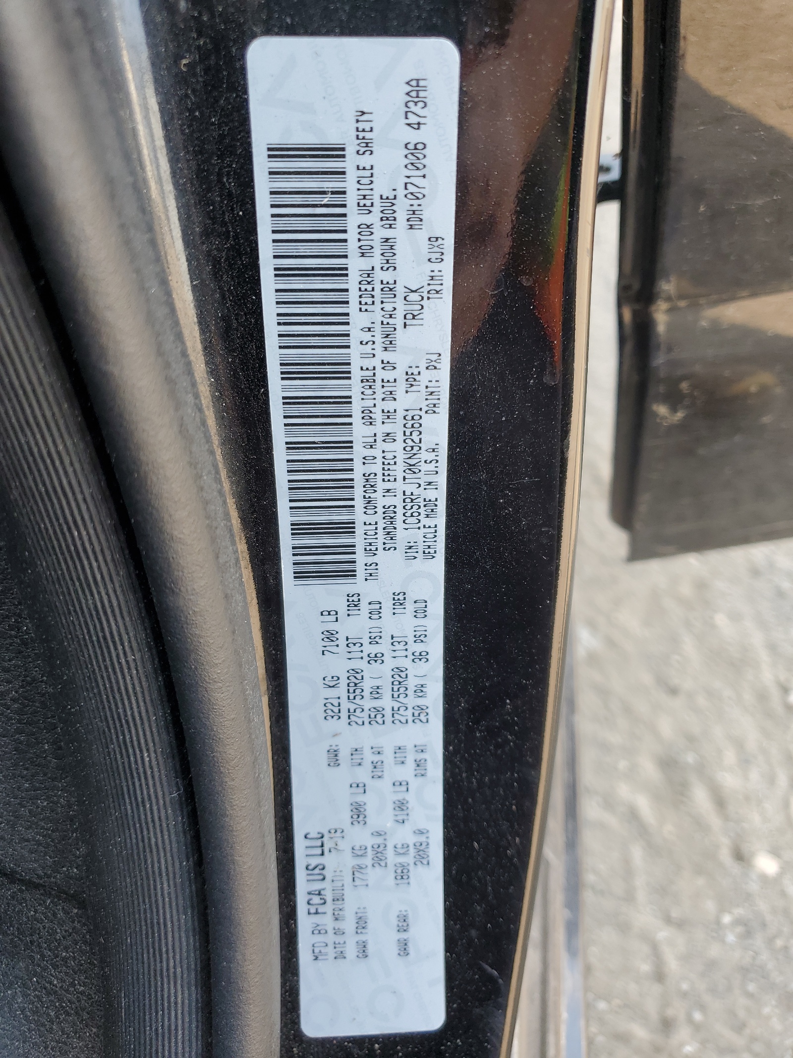 1C6SRFJT0KN925661 2019 Ram 1500 Laramie