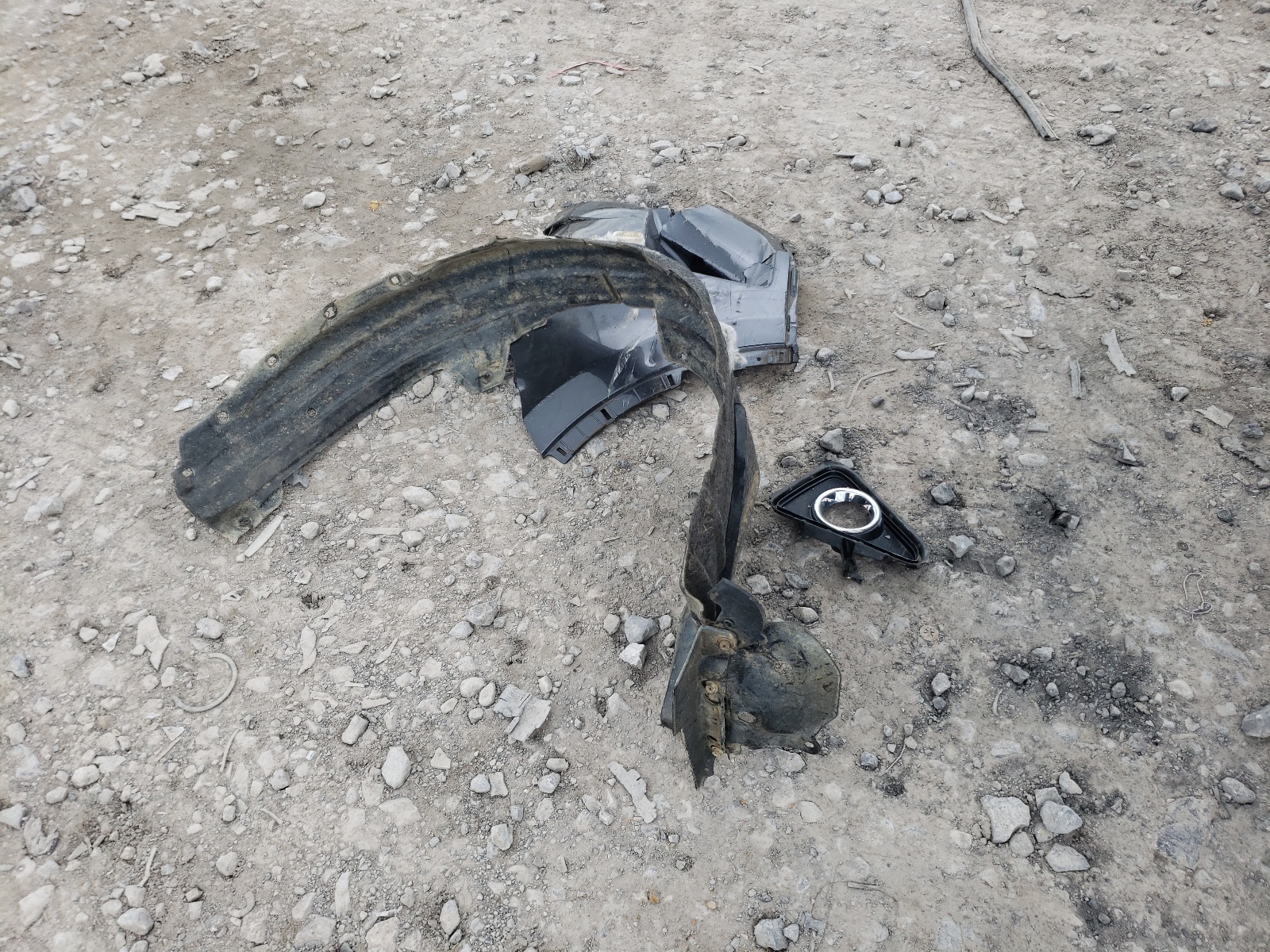 JTMRFREV7HD203115 2017 Toyota Rav4 Xle