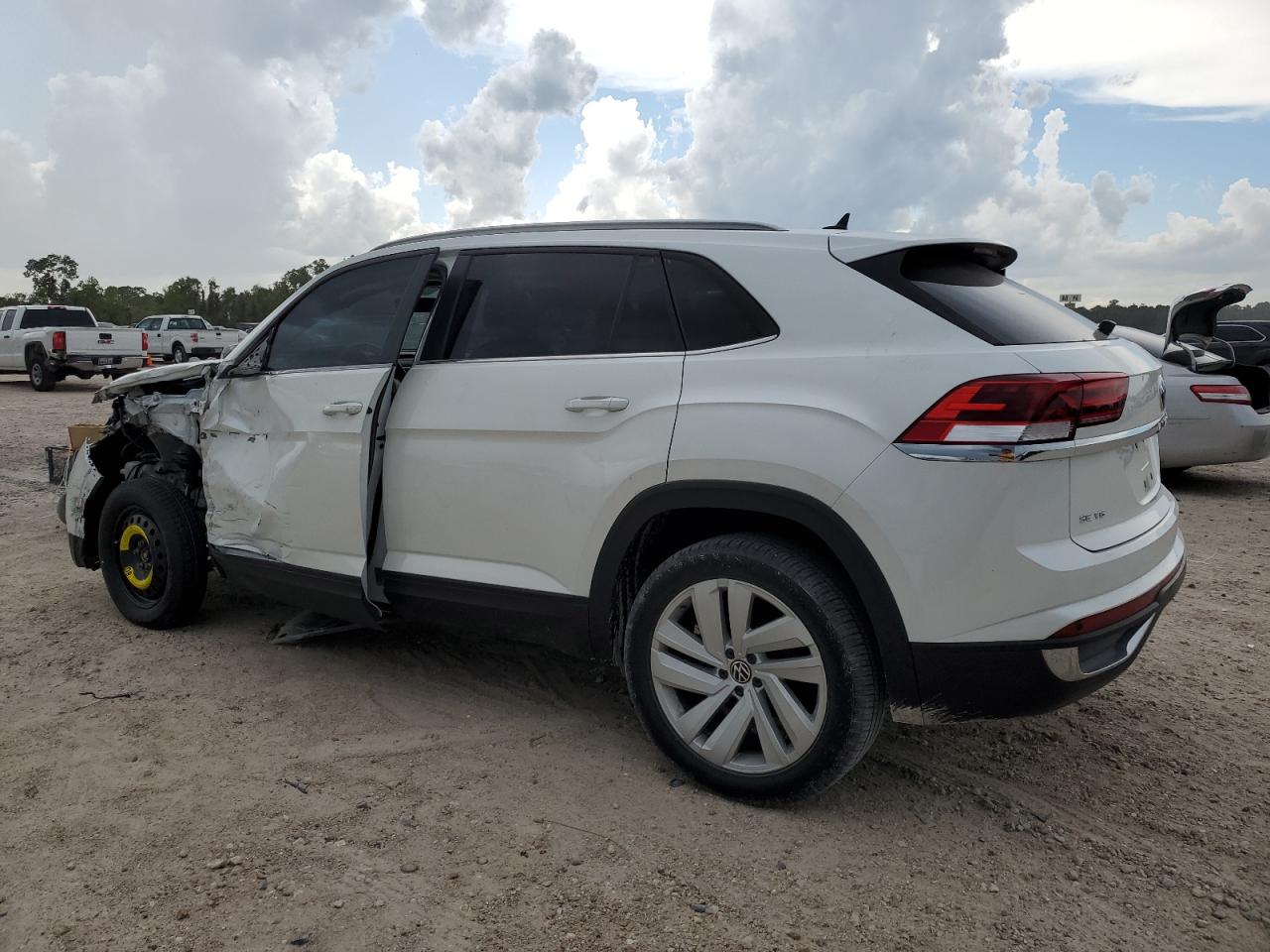 2021 Volkswagen Atlas Cross Sport Se VIN: 1V2JE2CA2MC240935 Lot: 63667044