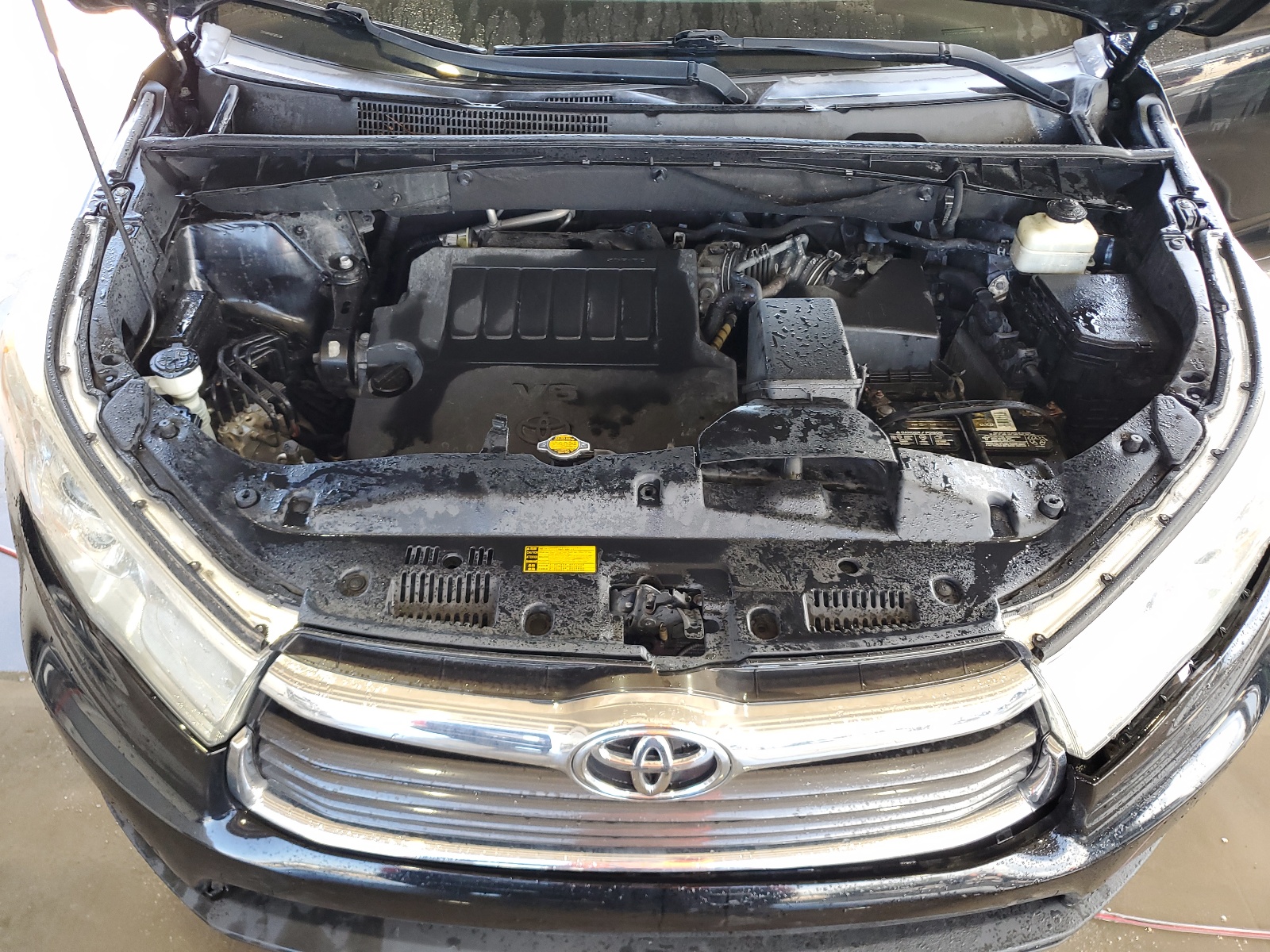 5TDYKRFH6FS095586 2015 Toyota Highlander Limited
