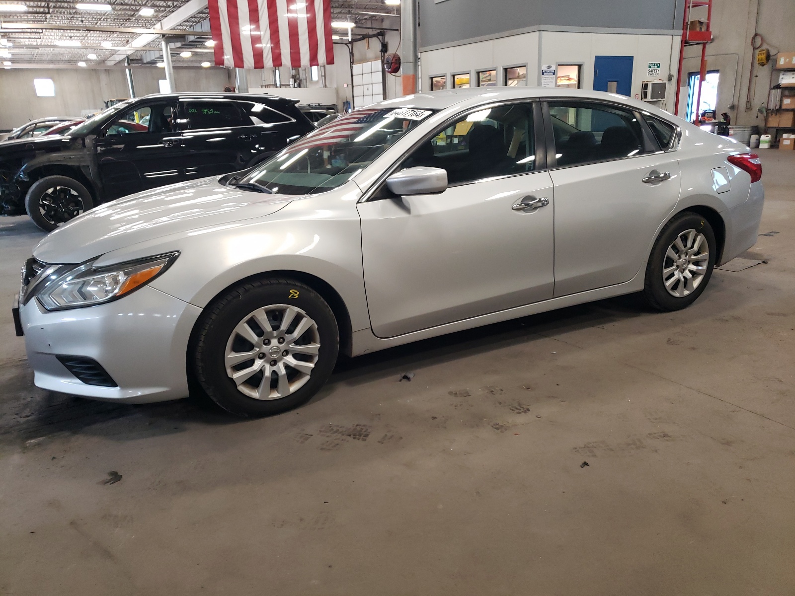 2017 Nissan Altima 2.5 vin: 1N4AL3AP9HC178823