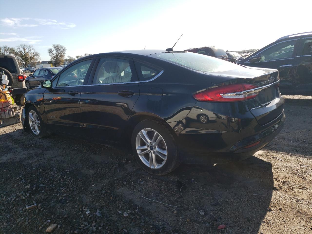 3FA6P0LU5JR101661 2018 FORD FUSION - Image 2