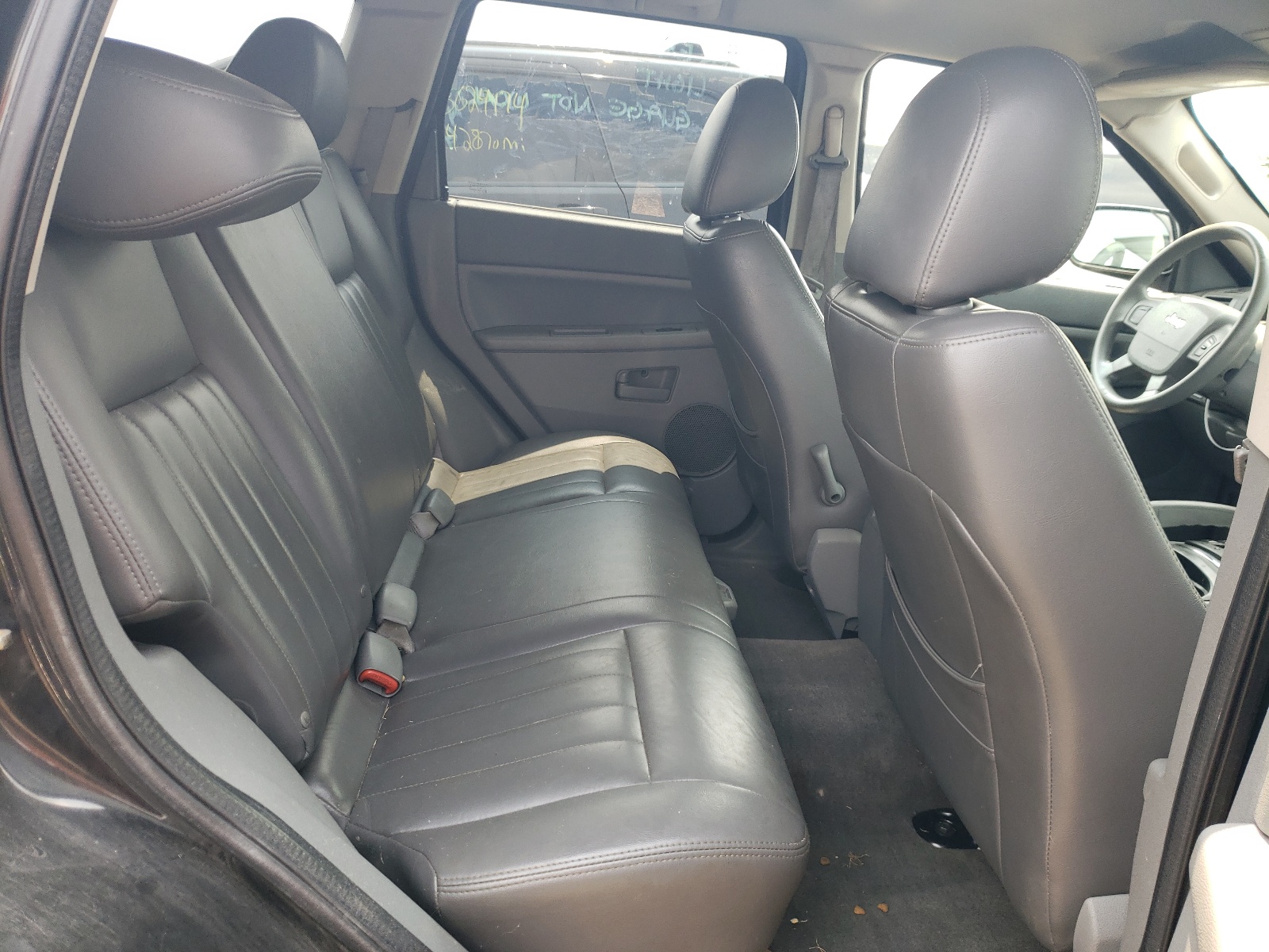 1J4HS48N55C583914 2005 Jeep Grand Cherokee Laredo