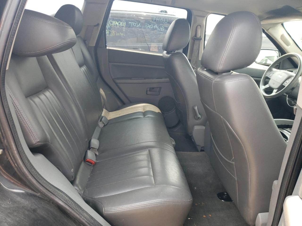 2005 Jeep Grand Cherokee Laredo VIN: 1J4HS48N55C583914 Lot: 63711404