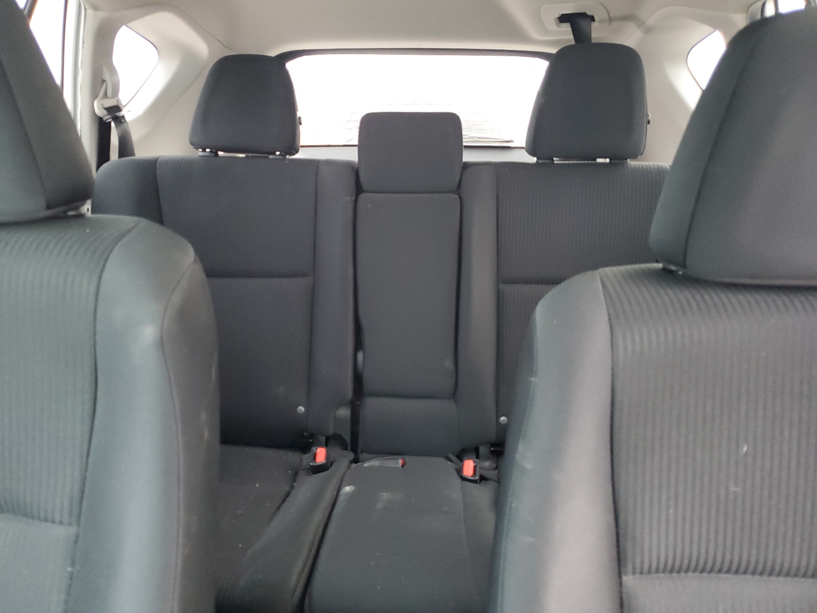 2T3ZFREVXJW443901 2018 Toyota Rav4 Le