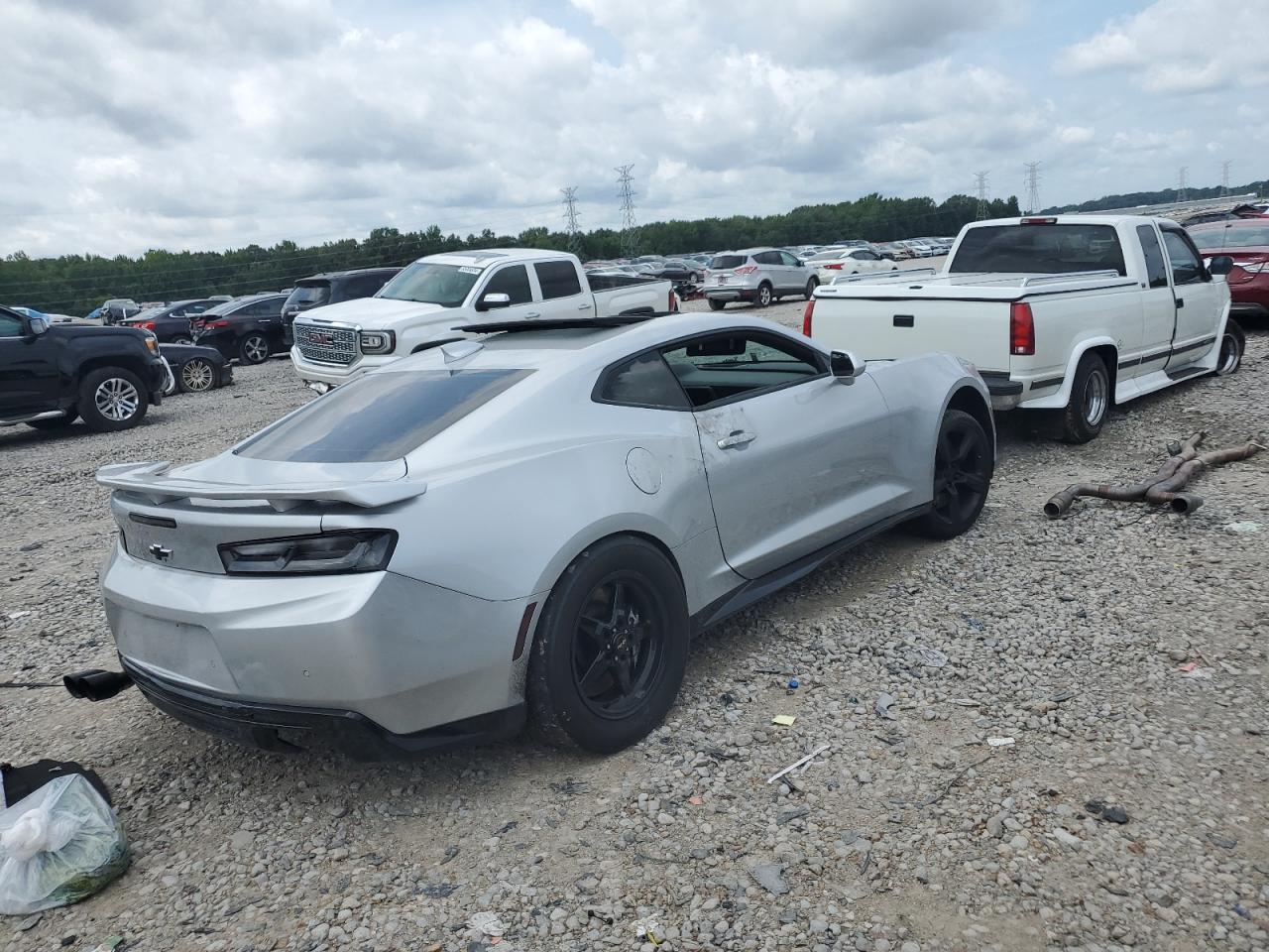 2018 Chevrolet Camaro - Image 3