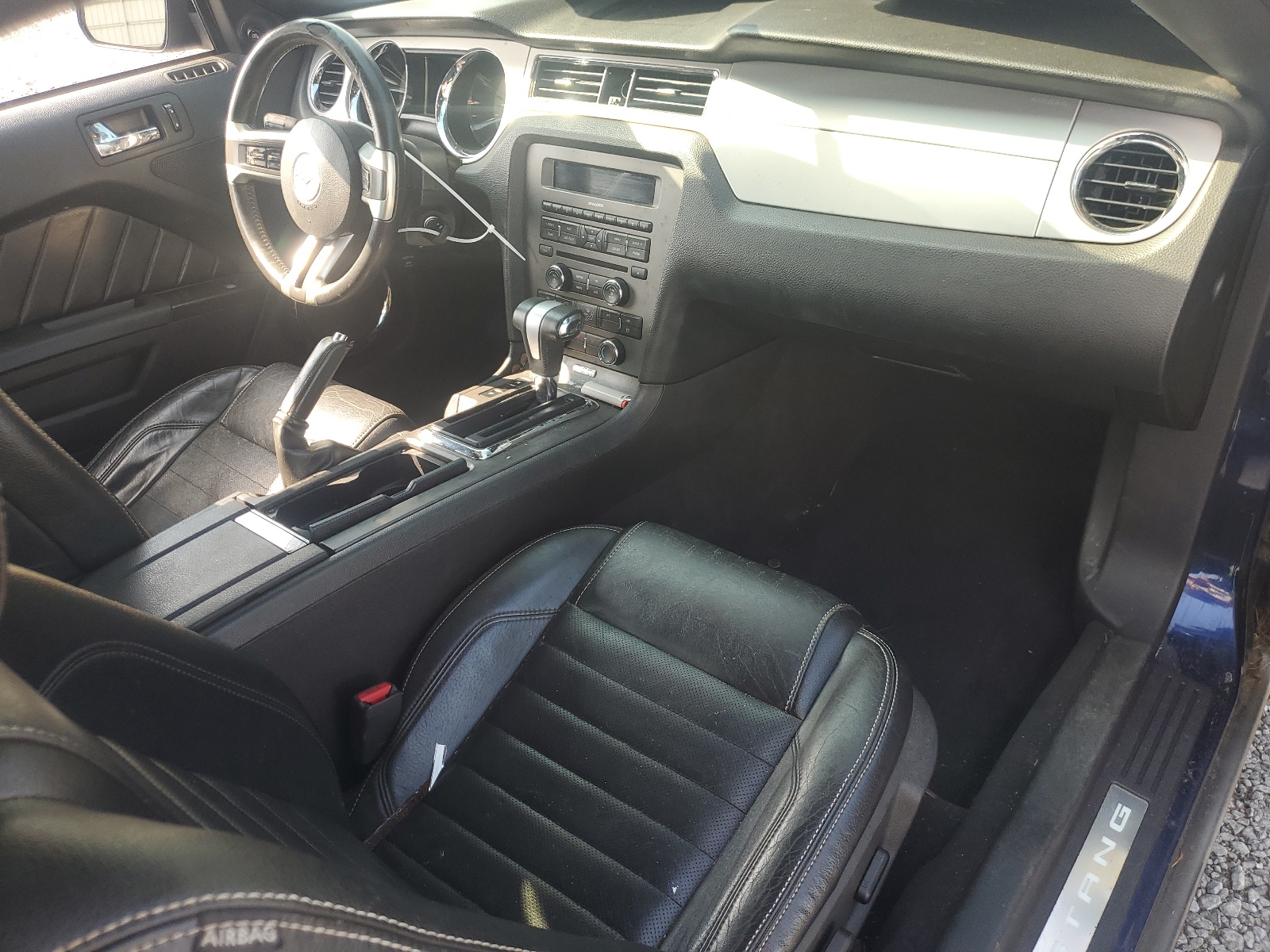 1ZVBP8AN4A5105588 2010 Ford Mustang