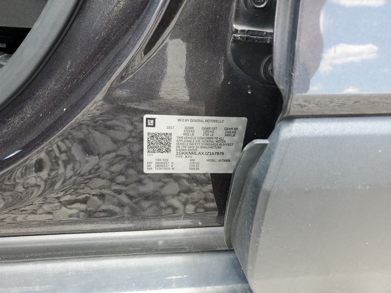 1GKKNRLAXJZ157975 2018 GMC Acadia Sle