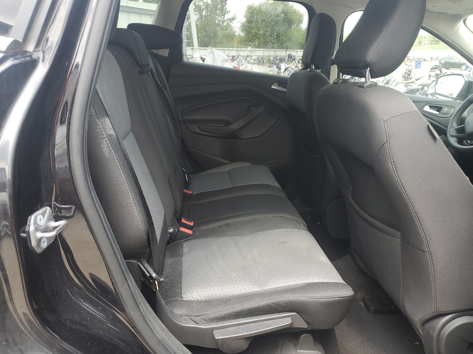 1FMCU9GD8KUC04308 2019 Ford Escape Se