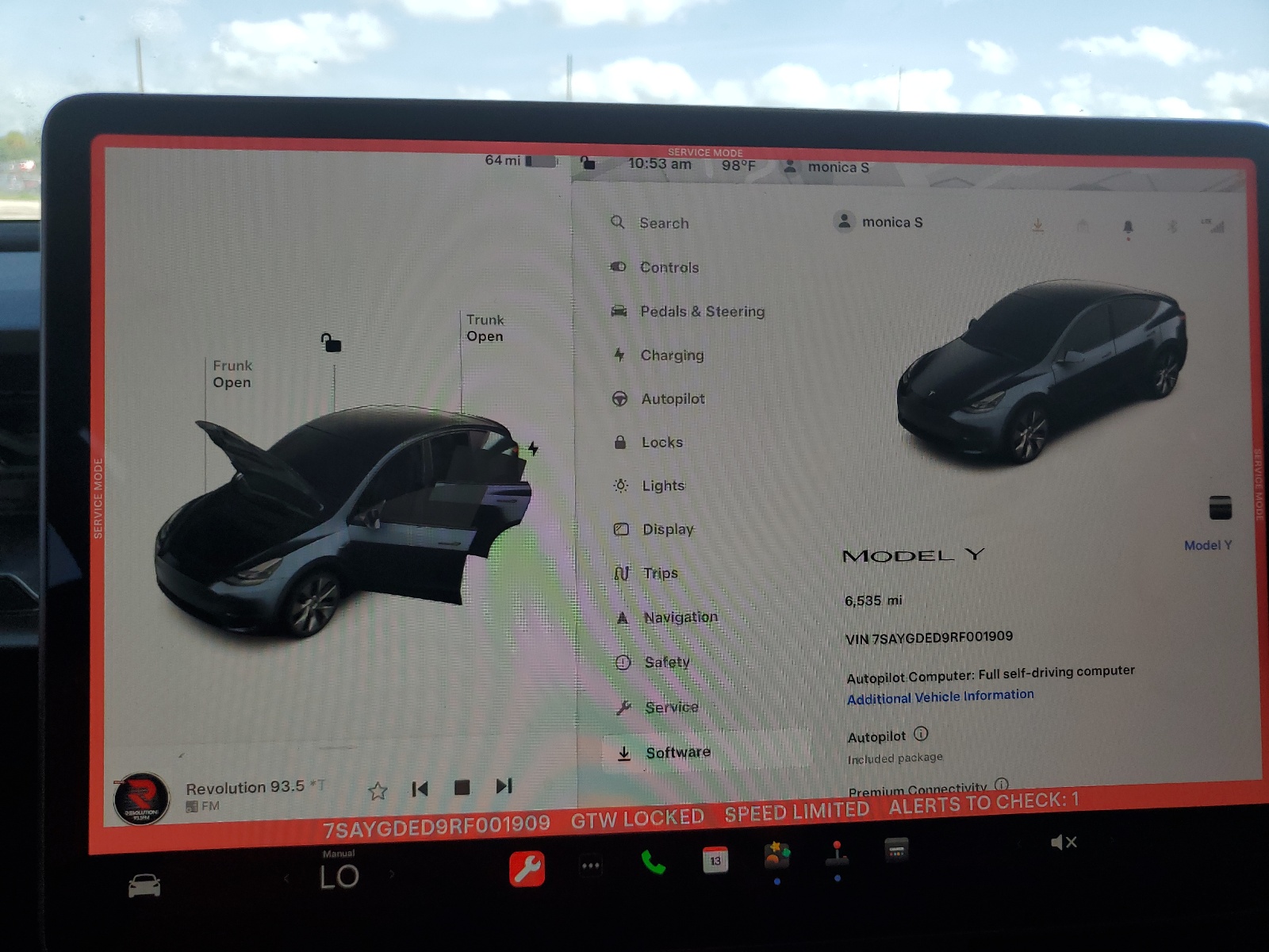 7SAYGDED9RF001909 2024 Tesla Model Y