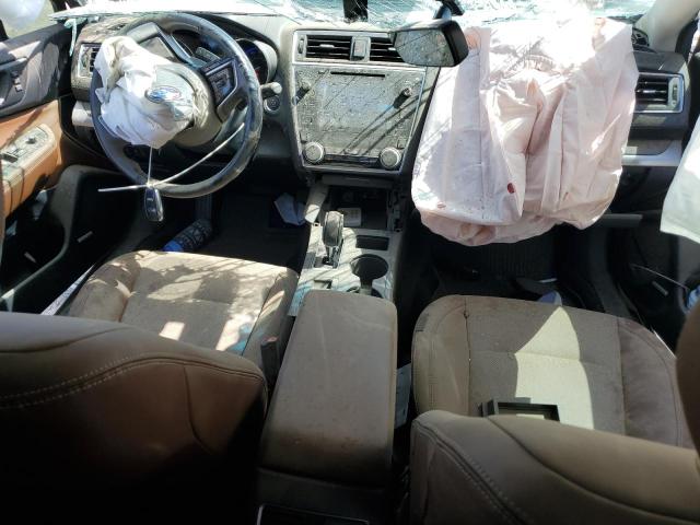  SUBARU OUTBACK 2019 White